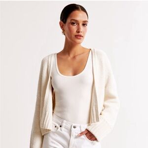 Abercrombie open cropped knit cardigan